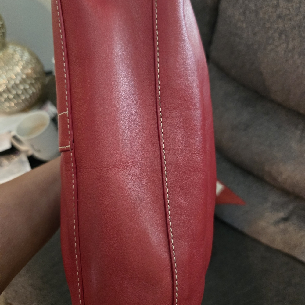 Coach Cherry Red Leather Shoulder Bag - Picture 5 of 10